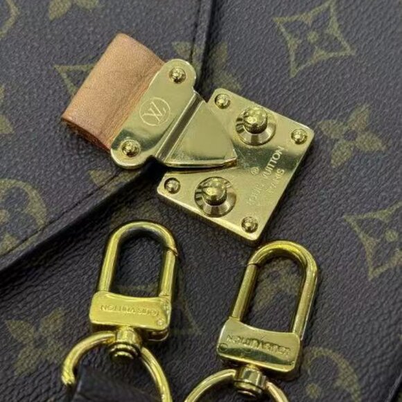 LOUIS VUITTON bag - Picture 5 of 7